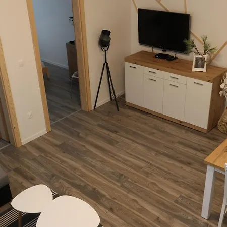 Apartament Floda Haz
