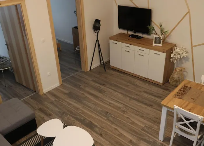 Apartament Floda Haz